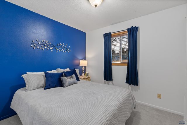 1710 MEADOWLARK DR, Sturgis, SD 57785