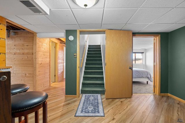 1710 MEADOWLARK DR, Sturgis, SD 57785