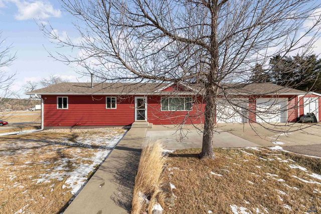 1710 MEADOWLARK DR, Sturgis, SD 57785