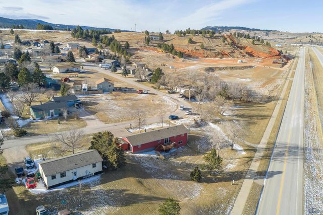 1710 MEADOWLARK DR, Sturgis, SD 57785