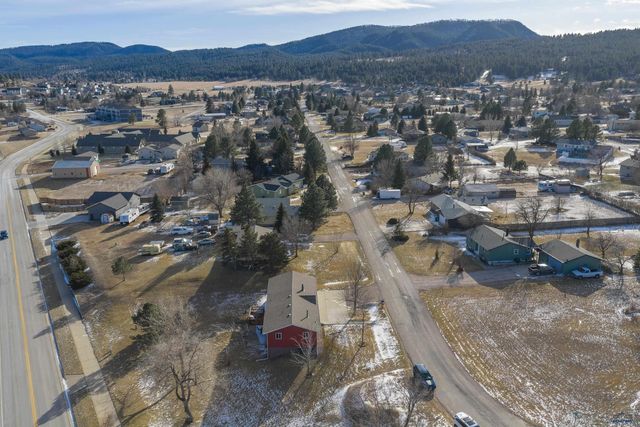 1710 MEADOWLARK DR, Sturgis, SD 57785