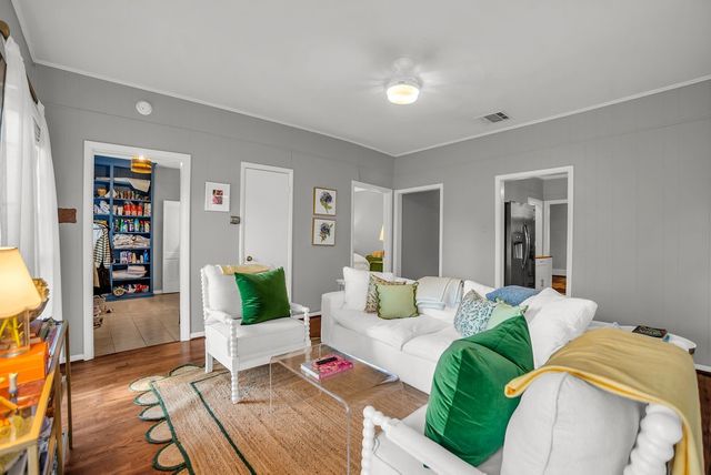 4916 Abbott Avenue, Highland Park, TX 75205