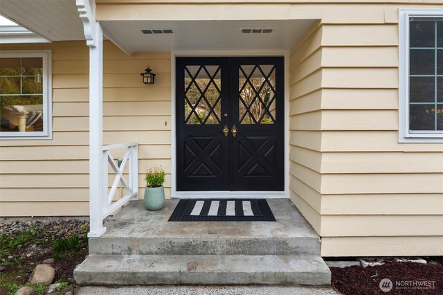 18428 16th Avenue NE, Shoreline, WA 98155