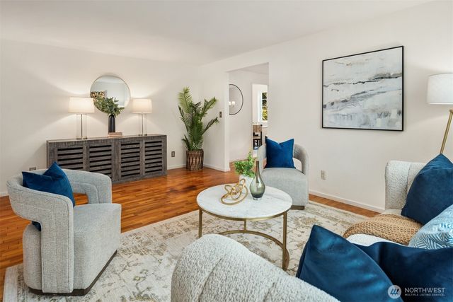 18428 16th Avenue NE, Shoreline, WA 98155