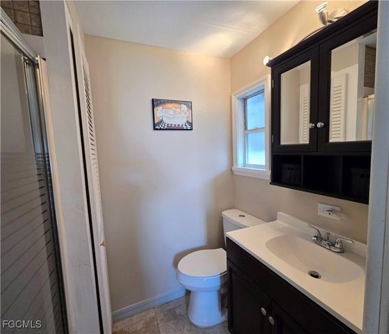 836 Peaceful DR, North Fort Myers, FL 33917