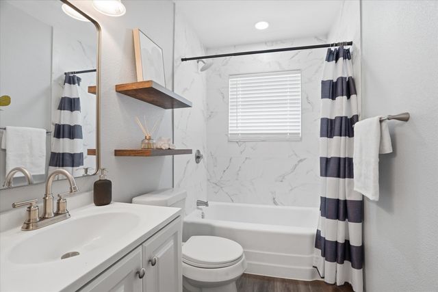 604 E 5th Street, Weatherford, TX 76086