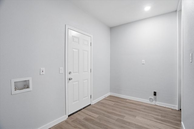 604 E 5th Street, Weatherford, TX 76086