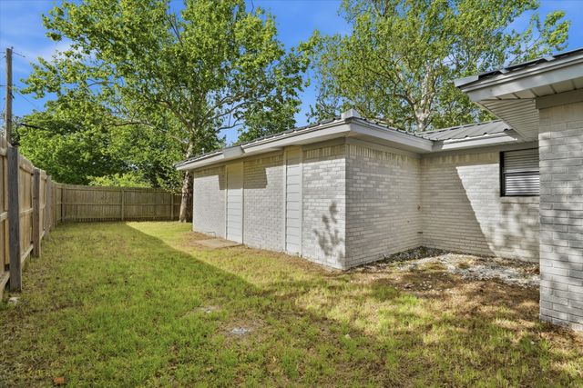 604 E 5th Street, Weatherford, TX 76086