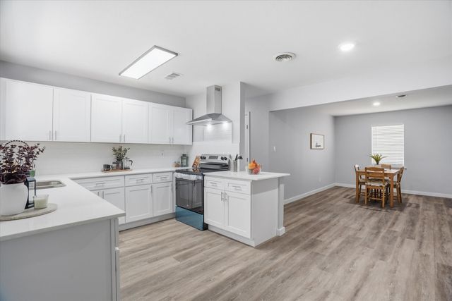 604 E 5th Street, Weatherford, TX 76086