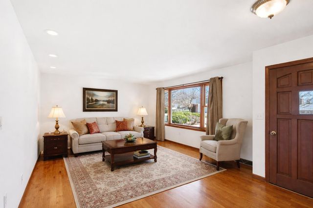 501 SIMMONS CT, Columbia, MO 65203