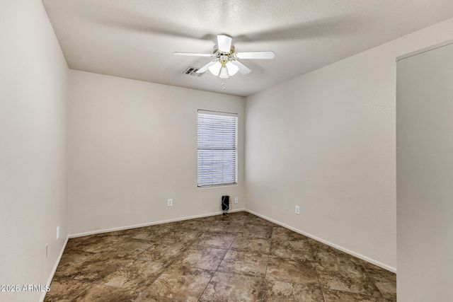 11219 W VERNON Avenue, Avondale, AZ 85392