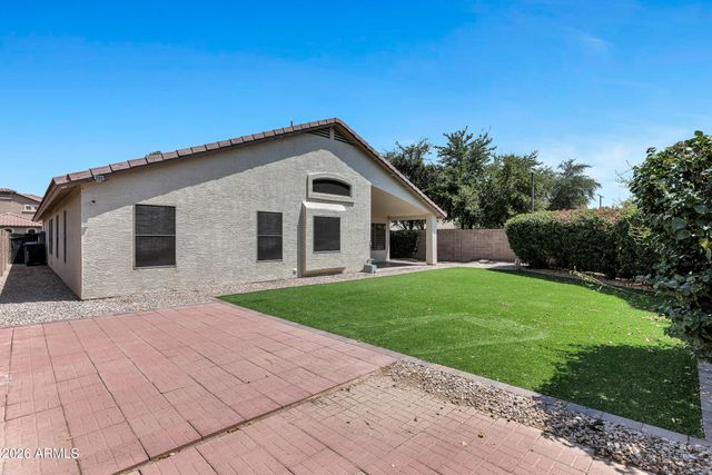 11219 W VERNON Avenue, Avondale, AZ 85392