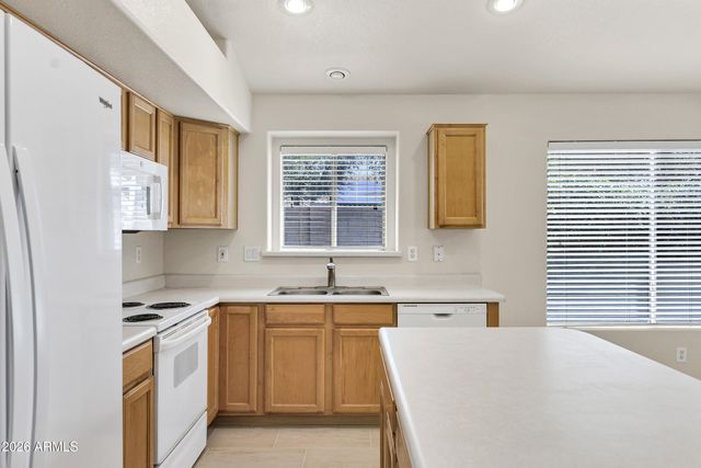 11219 W VERNON Avenue, Avondale, AZ 85392