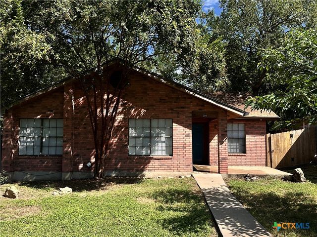209 Orchard Street, San Marcos, TX 78666