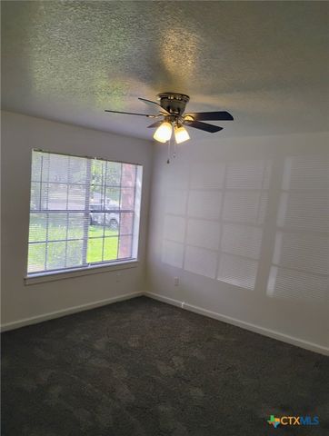 209 Orchard Street, San Marcos, TX 78666