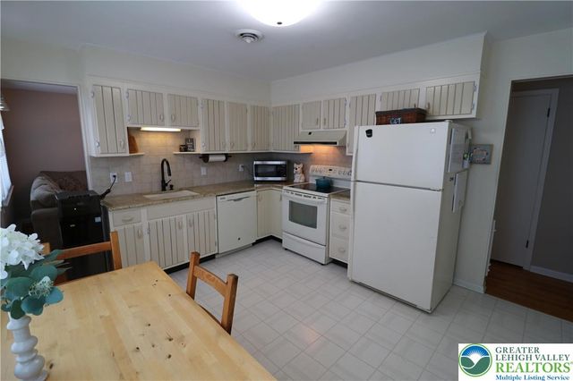 3045 Olivia Circle, Salisbury Twp, PA 18103