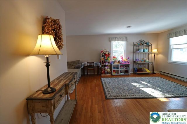 3045 Olivia Circle, Salisbury Twp, PA 18103