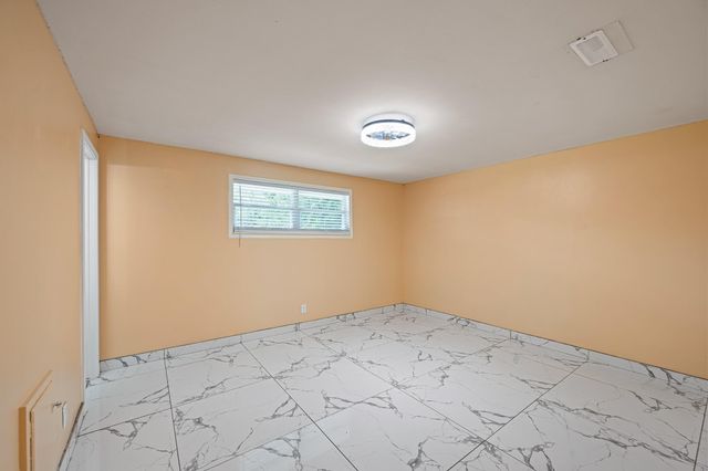 5718 Greencraig Drive, Houston, TX 77035