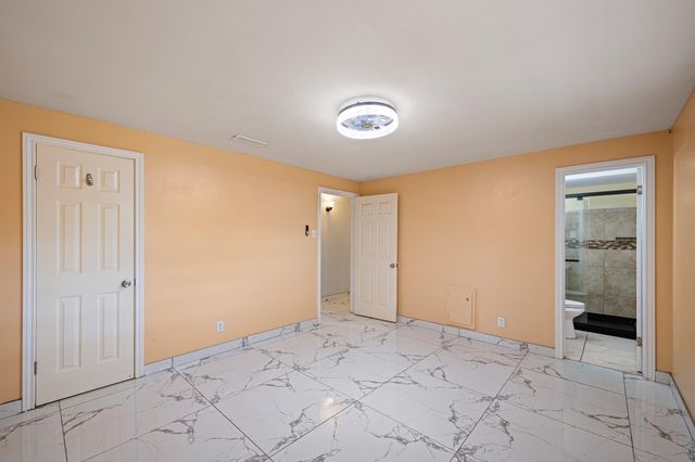 5718 Greencraig Drive, Houston, TX 77035