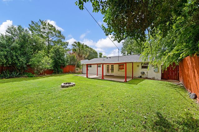 5718 Greencraig Drive, Houston, TX 77035