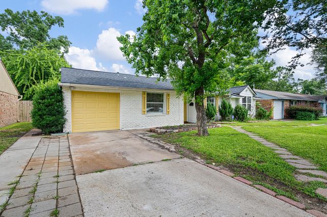 5718 Greencraig Drive, Houston, TX 77035