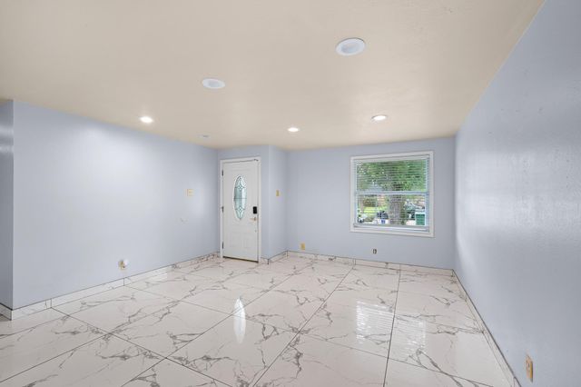 5718 Greencraig Drive, Houston, TX 77035