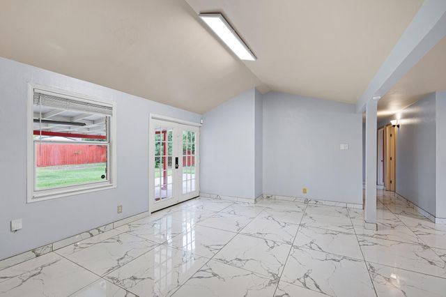 5718 Greencraig Drive, Houston, TX 77035