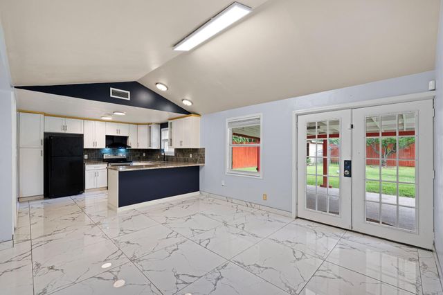 5718 Greencraig Drive, Houston, TX 77035