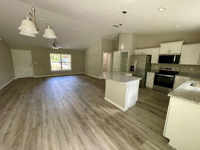19231 SW 97TH STREET, Dunnellon, FL 34432