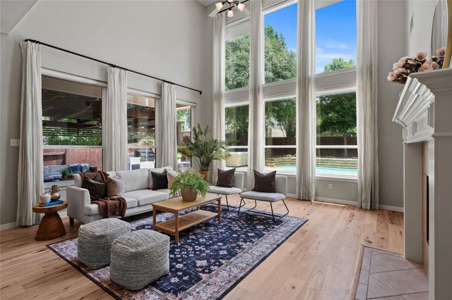 1604 Tahoka Daisy DR, Cedar Park, TX 78613