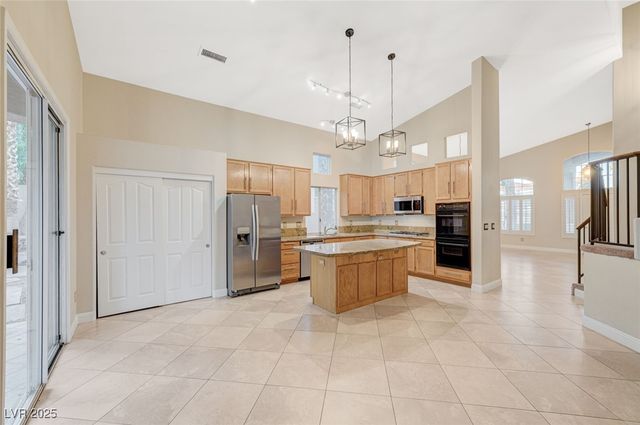 2011 Summerside Court, Henderson, NV 89012