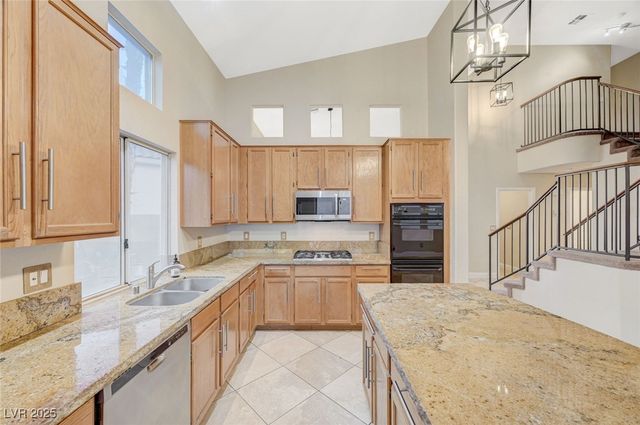 2011 Summerside Court, Henderson, NV 89012