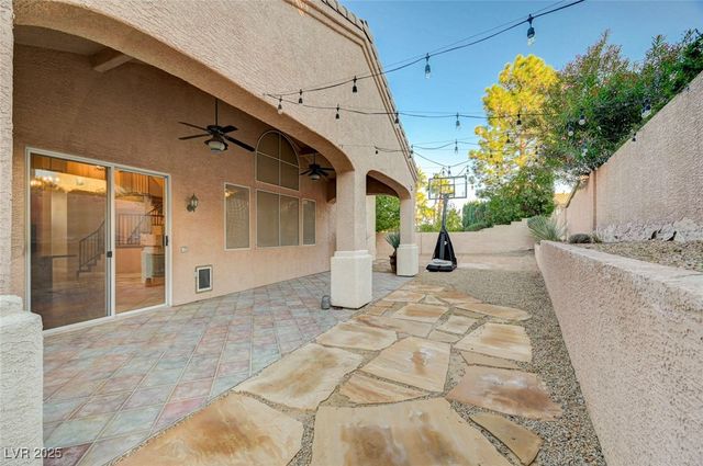 2011 Summerside Court, Henderson, NV 89012