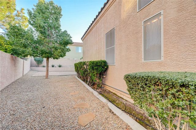2011 Summerside Court, Henderson, NV 89012