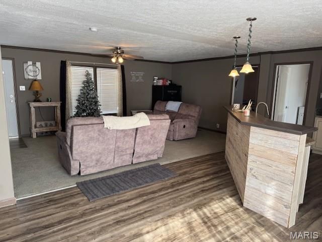 407 E Fayette Avenue, Patoka, IL 62875