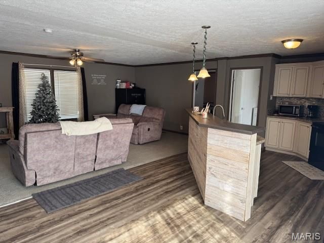 407 E Fayette Avenue, Patoka, IL 62875