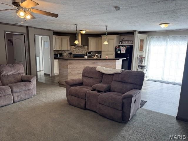 407 E Fayette Avenue, Patoka, IL 62875