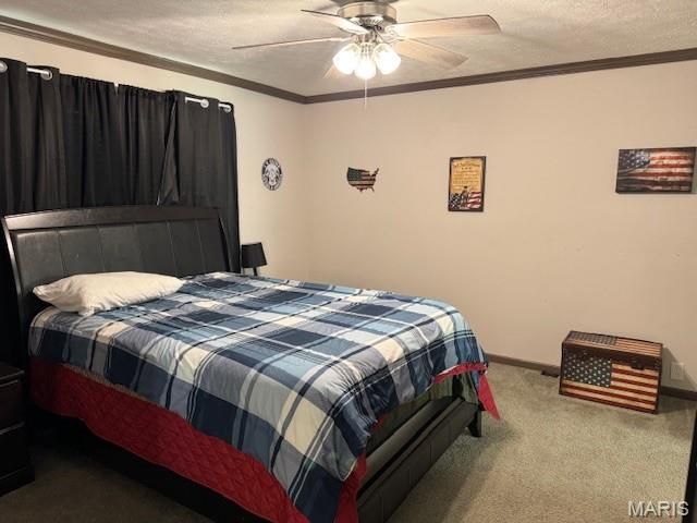 407 E Fayette Avenue, Patoka, IL 62875