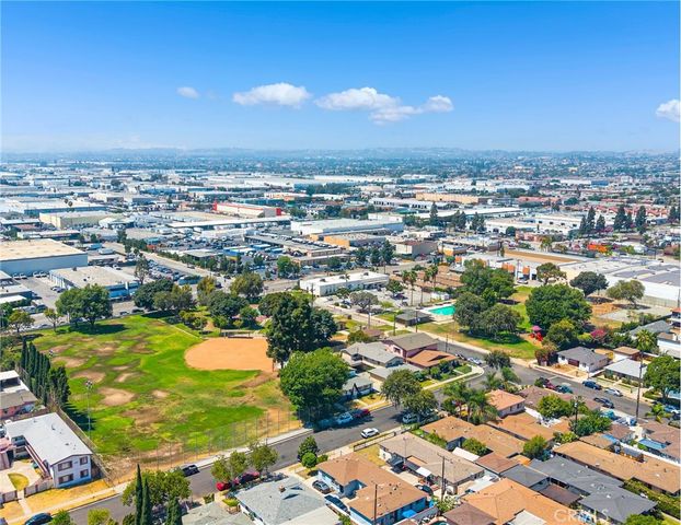 1109 S Spruce Street, Montebello, CA 90640