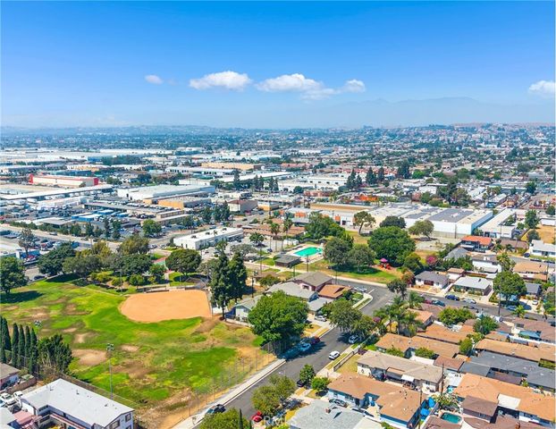 1109 S Spruce Street, Montebello, CA 90640