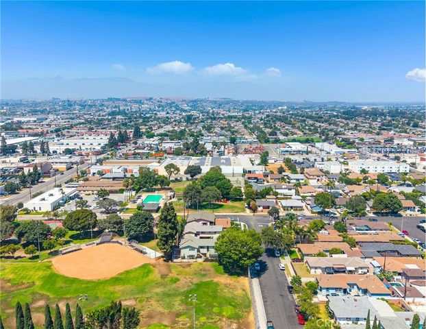 1109 S Spruce Street, Montebello, CA 90640