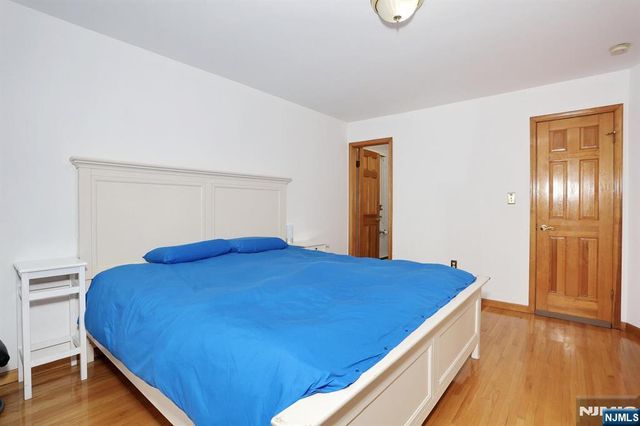 140 Prospect Street, Hasbrouck Heights, NJ 07604