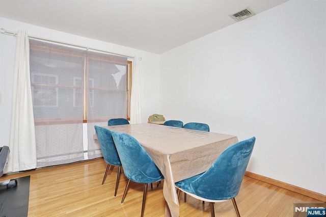 140 Prospect Street, Hasbrouck Heights, NJ 07604