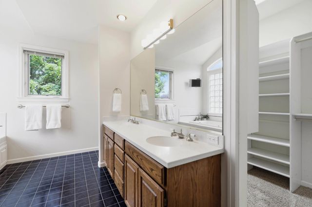 4908 S Ashton Ct, Spokane, WA 99223