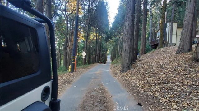 26 Peak Circle, Crestline, CA 92322