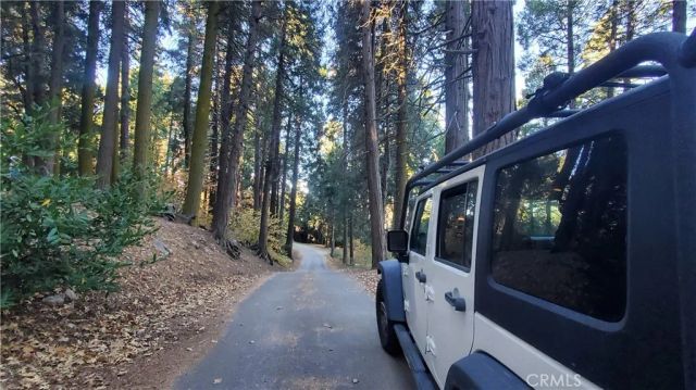 26 Peak Circle, Crestline, CA 92322