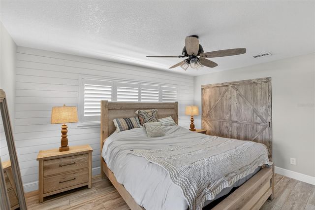 6404 LAKE SUNRISE DRIVE, Apollo Beach, FL 33572