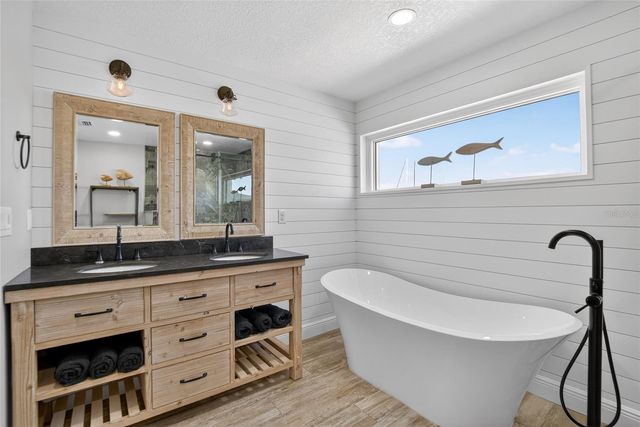 6404 LAKE SUNRISE DRIVE, Apollo Beach, FL 33572