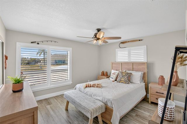 6404 LAKE SUNRISE DRIVE, Apollo Beach, FL 33572