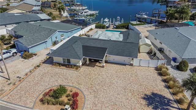 6404 LAKE SUNRISE DRIVE, Apollo Beach, FL 33572